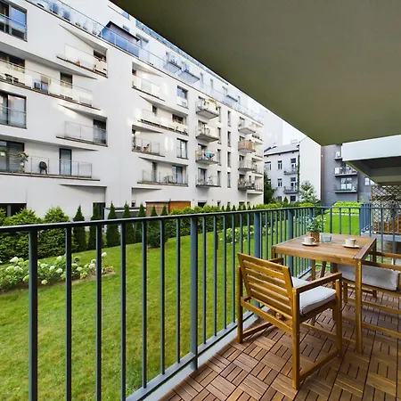 Elegancki Apartament Blisko Rzeki W Krakowie Z Biurkiem Do Pracy Zdalnej By Renters *